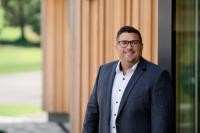 Portraitbild von Bürgermeister Rafael Mathis